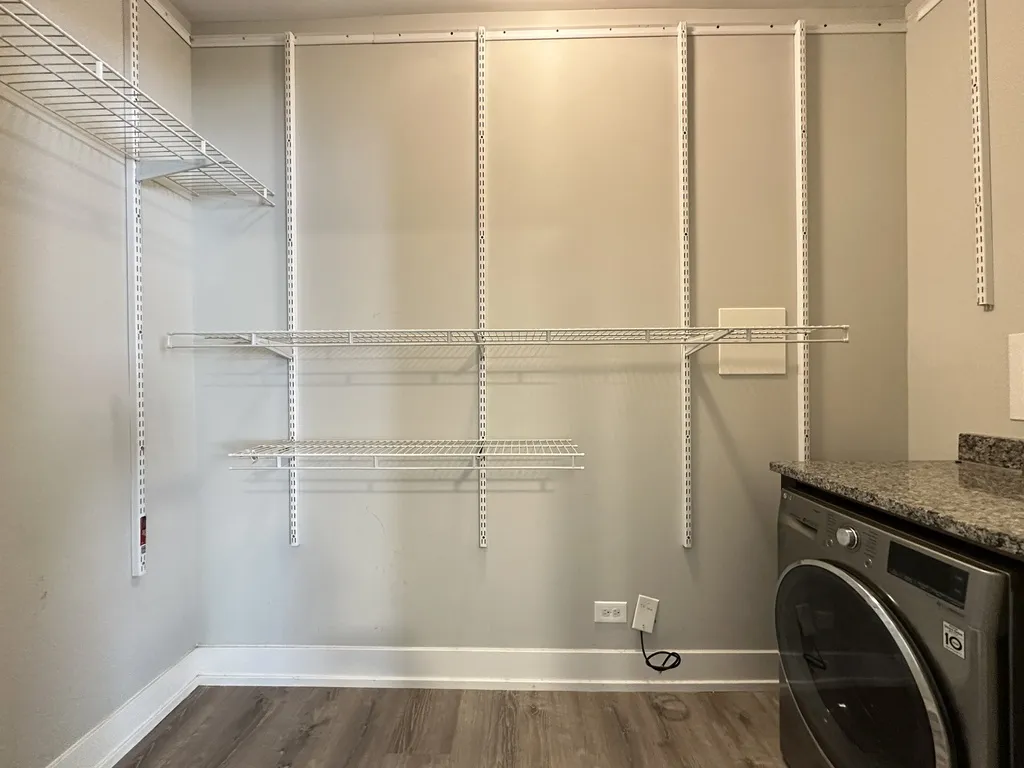 713 W Brompton Ave, ,  60657, USA 60657-unit#56-Chicago-IL