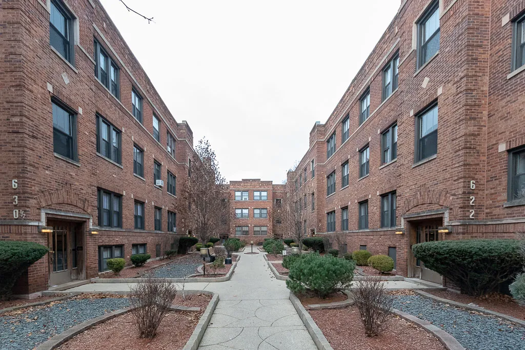 628 W Cornelia Ave, , 60657, USA 60657-unit#1W-Chicago-IL