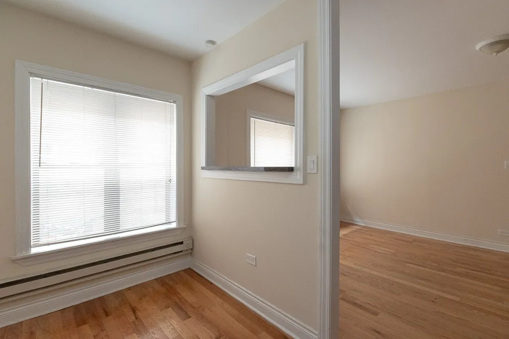 628 W Cornelia Ave, ,  60657, USA 60657-unit#1W-Chicago-IL