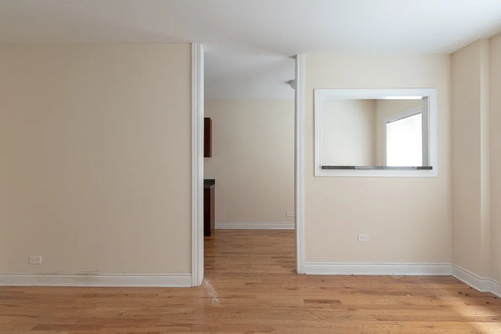 628 W Cornelia Ave, ,  60657, USA 60657-unit#1W-Chicago-IL