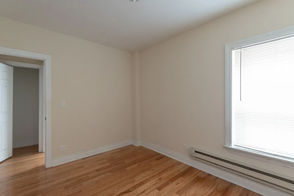 628 W Cornelia Ave, ,  60657, USA 60657-unit#1W-Chicago-IL