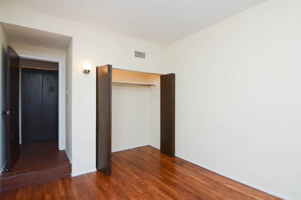 558 W Wellington Ave, , 60657, USA 60657-unit#3R-Chicago-IL