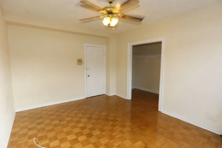 711 W Belmont Ave, ,  60657, USA 60657-unit#210-Chicago-IL