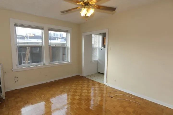 711 W Belmont Ave, ,  60657, USA 60657-unit#210-Chicago-IL