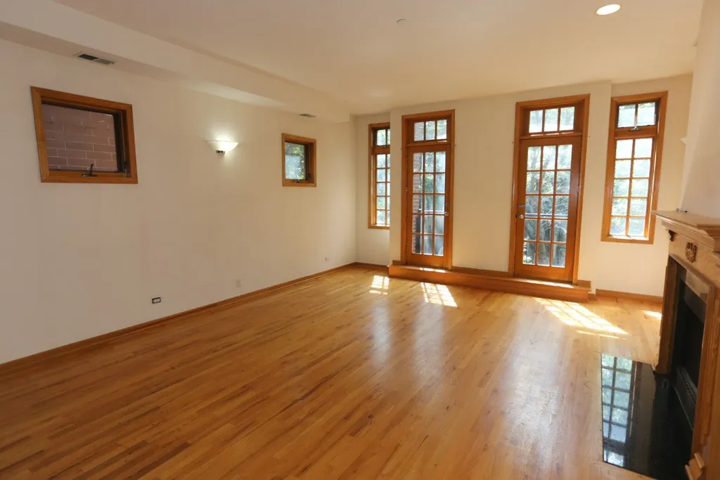 824 W Buckingham Pl, ,  60657, USA 60657-unit#1-Chicago-IL