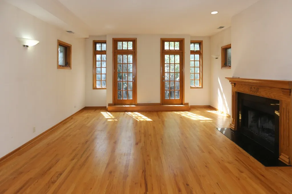824 W Buckingham Pl, ,  60657, USA 60657-unit#1-Chicago-IL