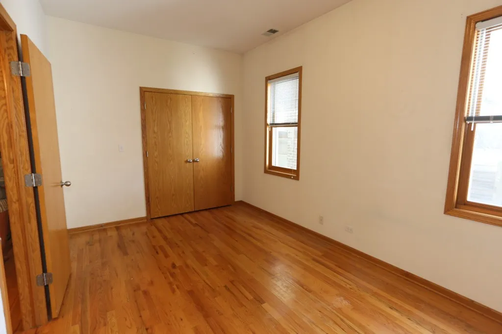 824 W Buckingham Pl, ,  60657, USA 60657-unit#1-Chicago-IL