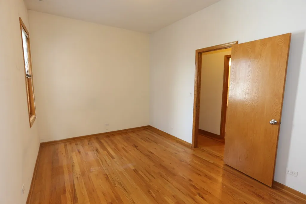 824 W Buckingham Pl, ,  60657, USA 60657-unit#1-Chicago-IL