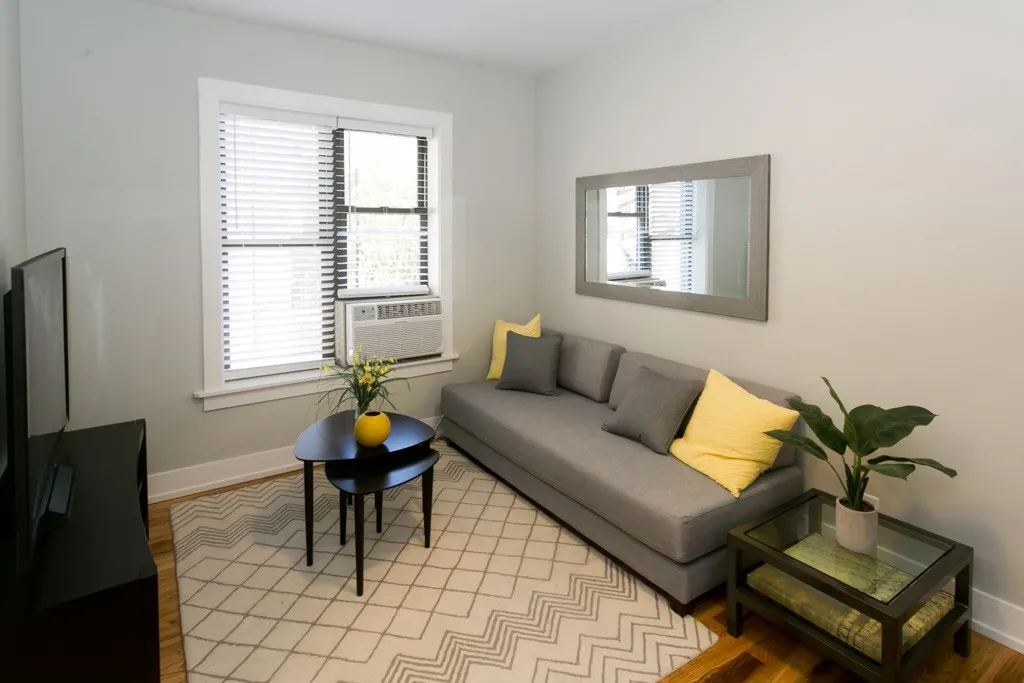 2900 N Mildred Ave, ,  60657, USA 60657-unit#3A-Chicago-IL