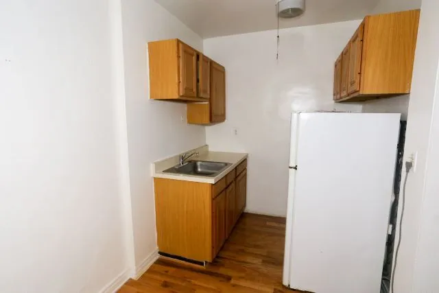 425 W Roscoe St, ,  60657, USA 60657-unit#103-Chicago-IL