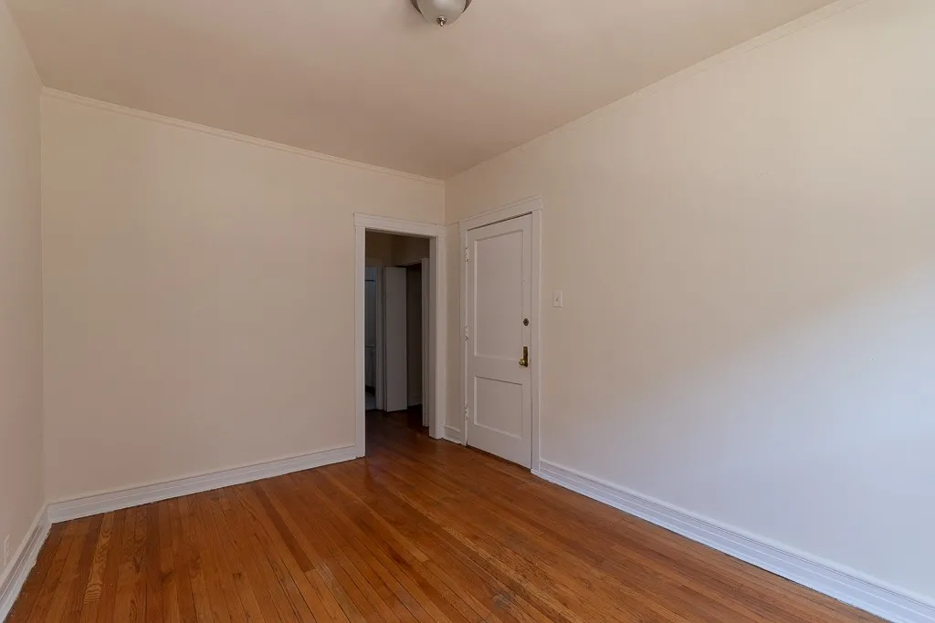 827 W Waveland Ave, , 60613, USA 60613-unit#1S-Chicago-IL