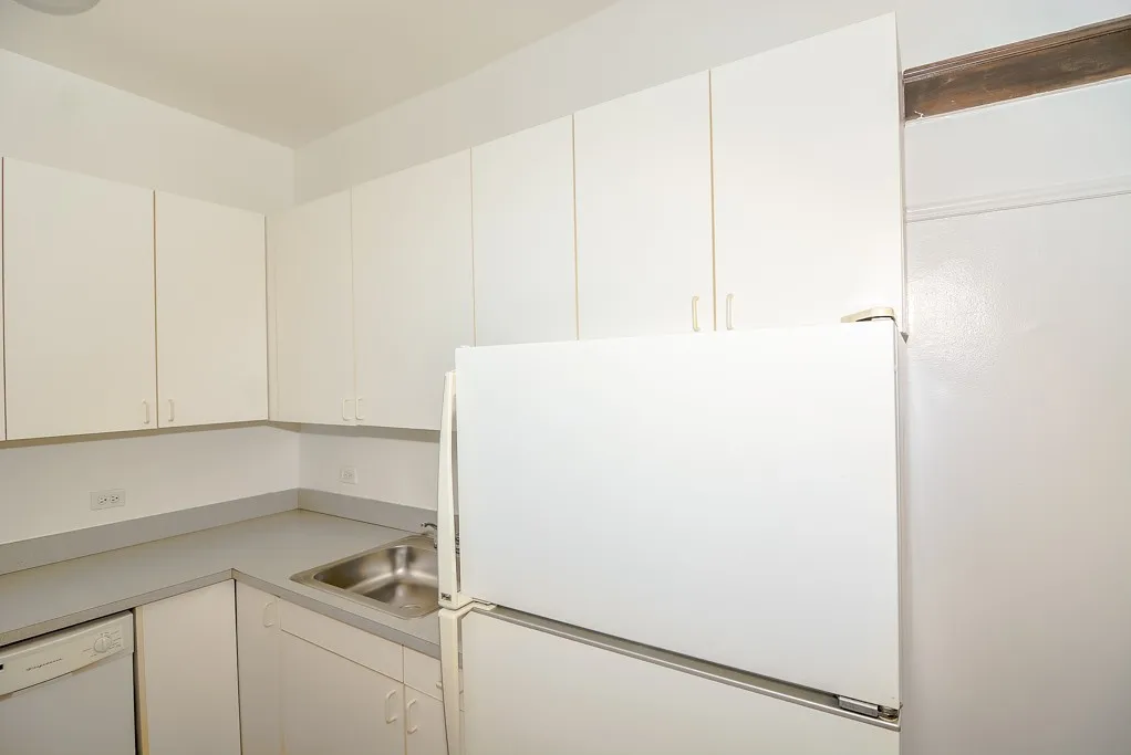 816 W Waveland Ave, , 60613, USA 60613-unit#20-Chicago-IL