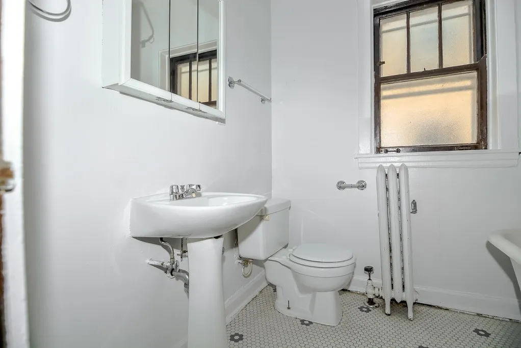 816 W Waveland Ave, , 60613, USA 60613-unit#20-Chicago-IL