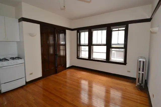 816 W Waveland Ave, ,  60613, USA 60613-unit#13-Chicago-IL