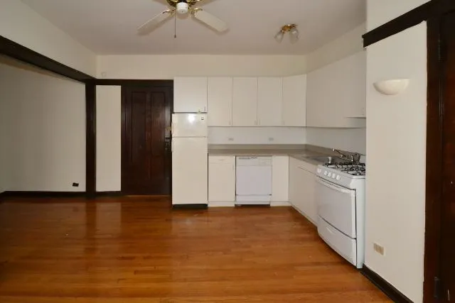 816 W Waveland Ave, ,  60613, USA 60613-unit#13-Chicago-IL