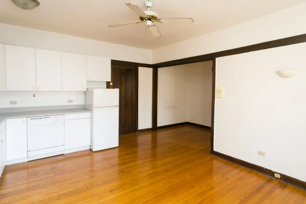 816 W Waveland Ave, ,  60613, USA 60613-unit#14-Chicago-IL