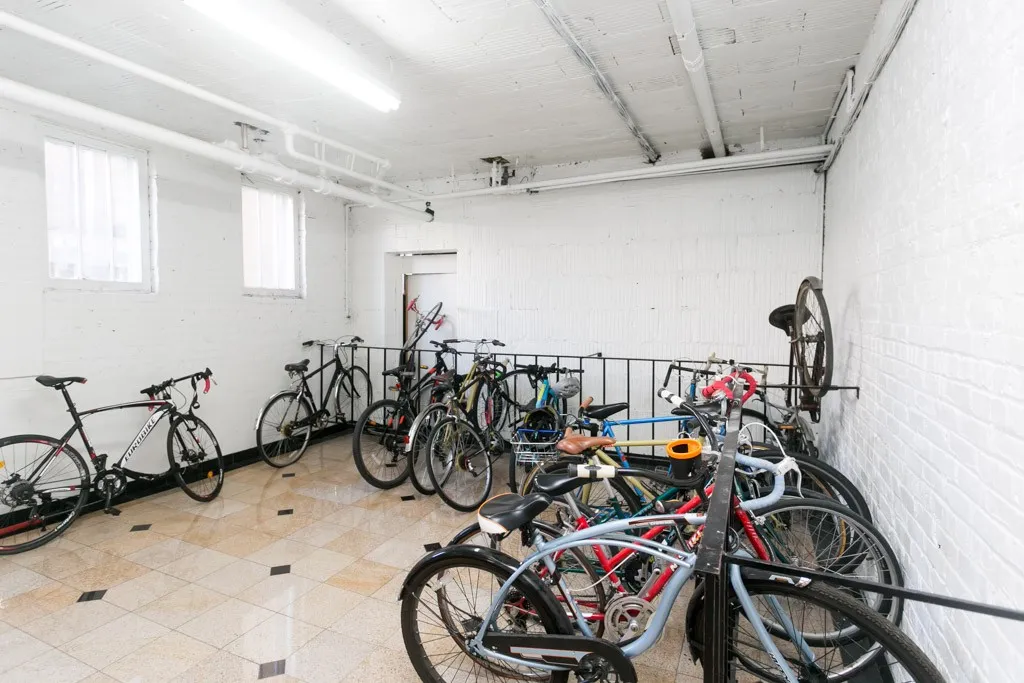 816 W Waveland Ave, ,  60613, USA 60613-unit#14-Chicago-IL