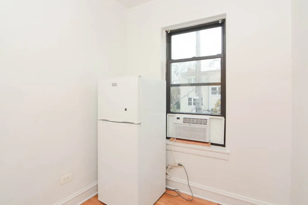 4851 N Damen Ave, ,  60625, USA 60625-unit#215-Chicago-IL