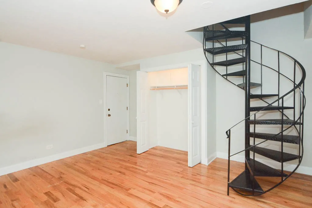 821a W Cornelia Ave, ,  60657, USA 60657-unit#112-Chicago-IL