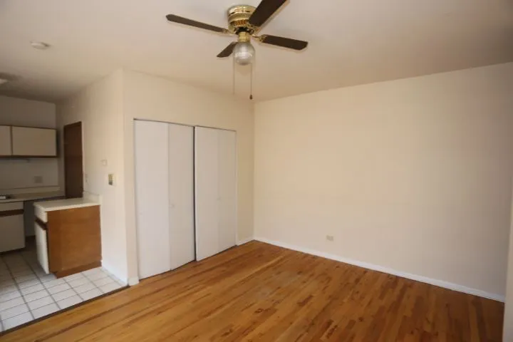 817 W Cornelia Ave, ,  60657, USA 60657-unit#303-Chicago-IL