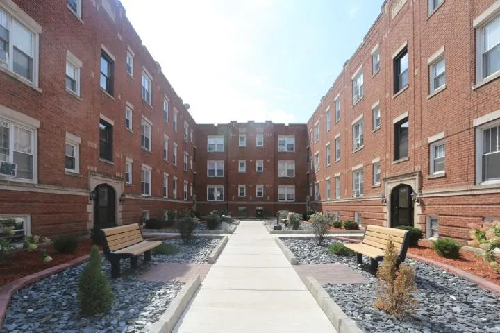955 W Cornelia Ave, ,  60657, USA 60657-unit#1B-Chicago-IL
