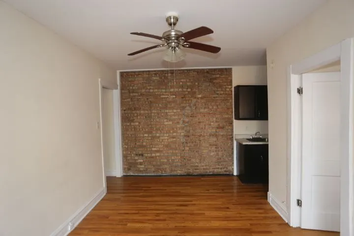955 W Cornelia Ave, ,  60657, USA 60657-unit#1B-Chicago-IL