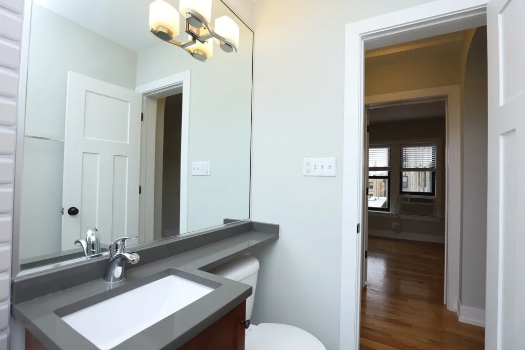 550 W Arlington Pl, ,  60614, USA 60614-unit#412-Chicago-IL