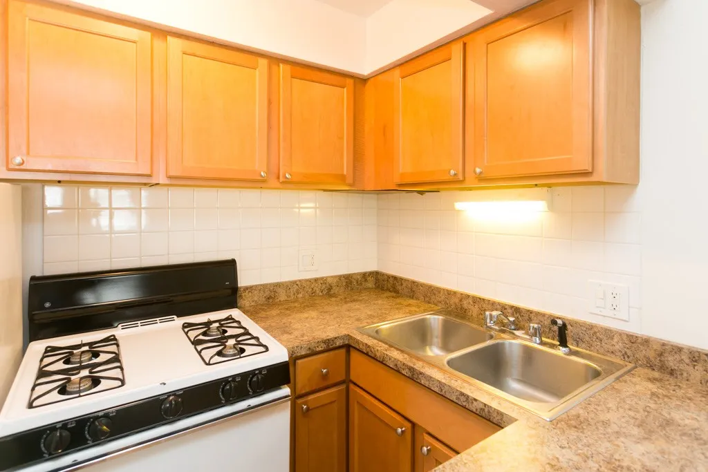 540 W Roscoe St, , 60657, USA 60657-unit#382-Chicago-IL