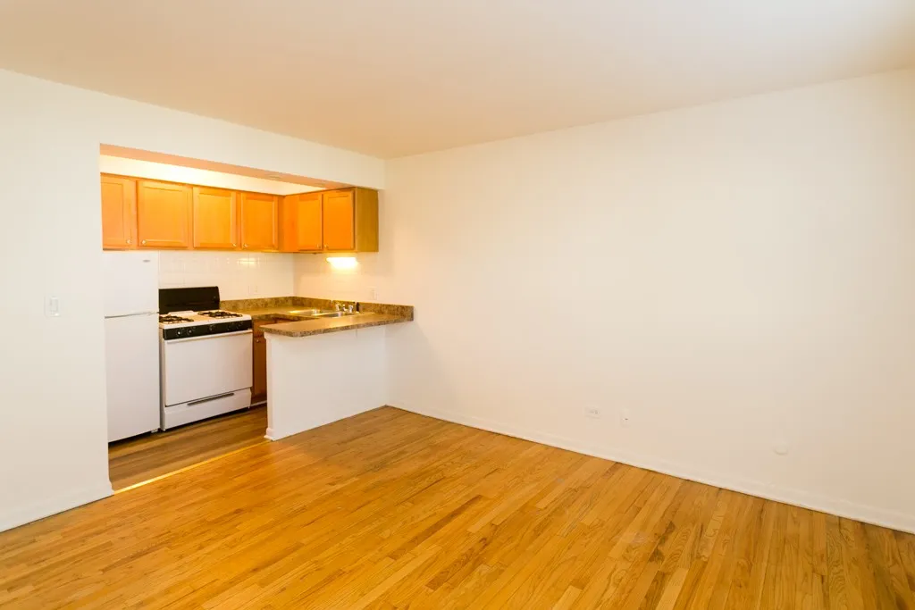 540 W Roscoe St, , 60657, USA 60657-unit#382-Chicago-IL