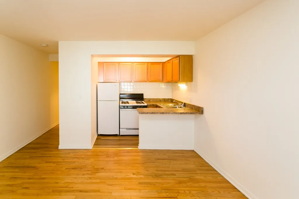 540 W Roscoe St, , 60657, USA 60657-unit#382-Chicago-IL