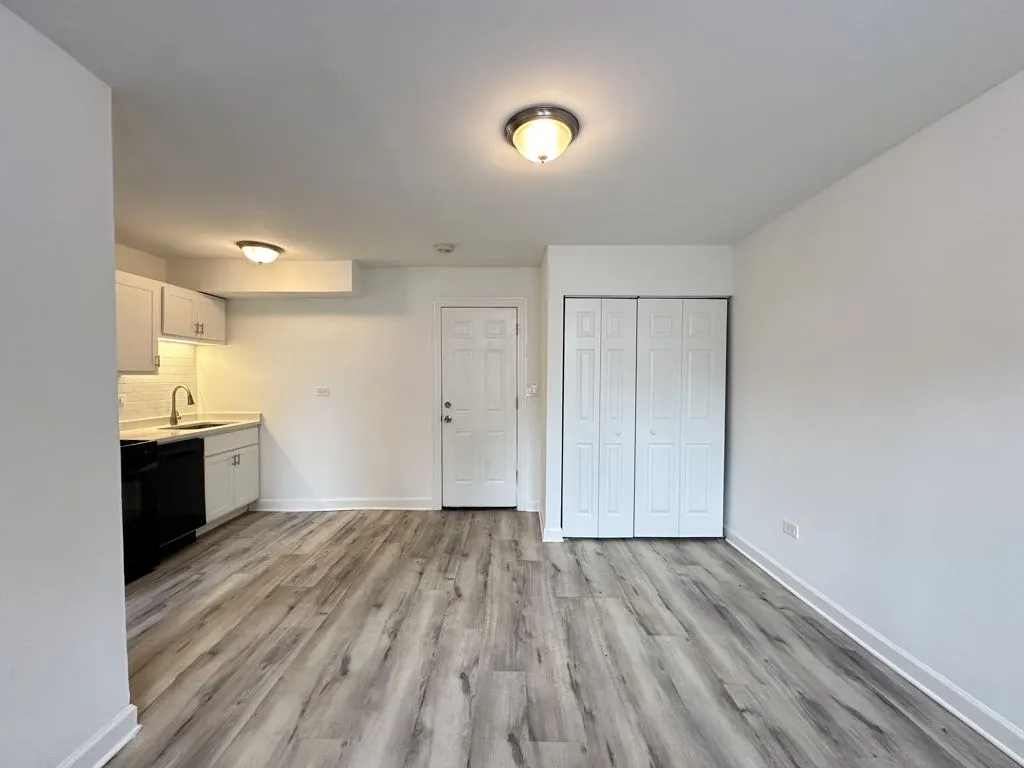 5710 N Winthrop Ave, , 60660, USA 60660-unit#G7-Chicago-IL