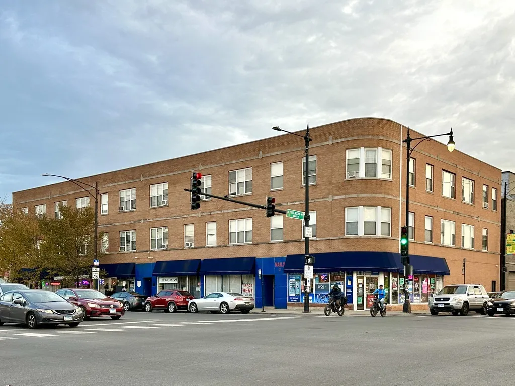 3957 W Irving Park Rd, , 60618, USA 60618-unit#1-Chicago-IL