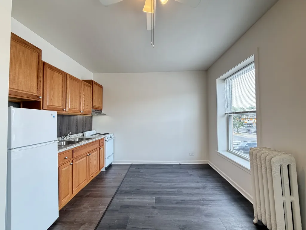 3957 W Irving Park Rd, ,  60618, USA 60618-unit#1-Chicago-IL