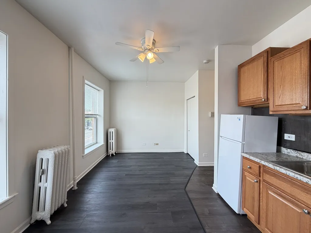 3957 W Irving Park Rd, ,  60618, USA 60618-unit#1-Chicago-IL