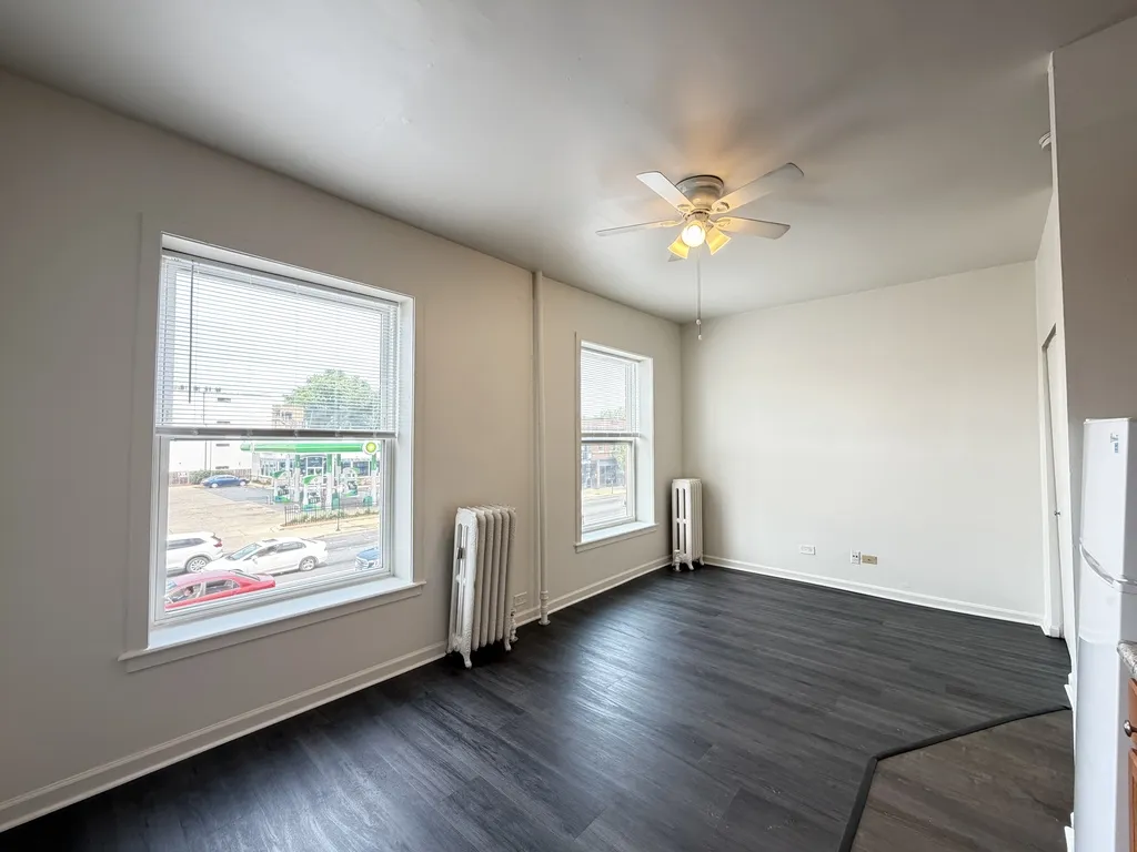 3957 W Irving Park Rd, ,  60618, USA 60618-unit#1-Chicago-IL