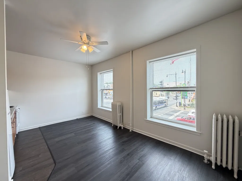 3957 W Irving Park Rd, ,  60618, USA 60618-unit#1-Chicago-IL