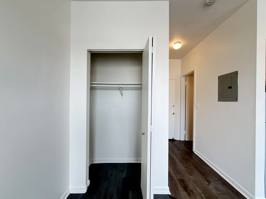 3957 W Irving Park Rd, ,  60618, USA 60618-unit#1-Chicago-IL