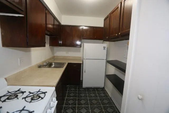 1040 W Hollywood Ave, ,  60660, USA 60660-unit#315-Chicago-IL