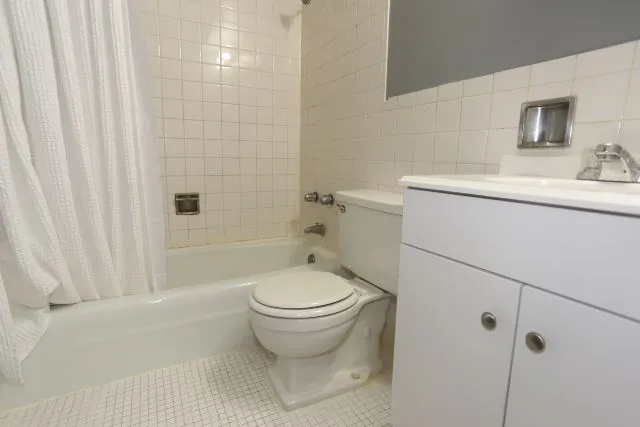 1040 W Hollywood Ave, ,  60660, USA 60660-unit#315-Chicago-IL