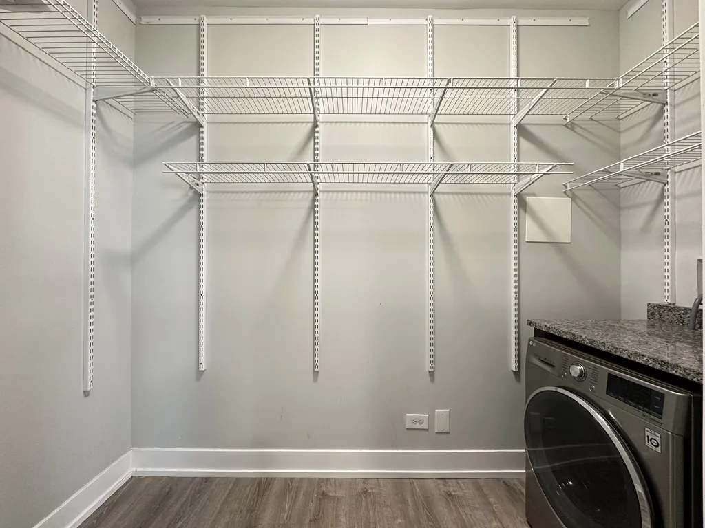 713 W Brompton Ave, ,  60657, USA 60657-unit#55-Chicago-IL