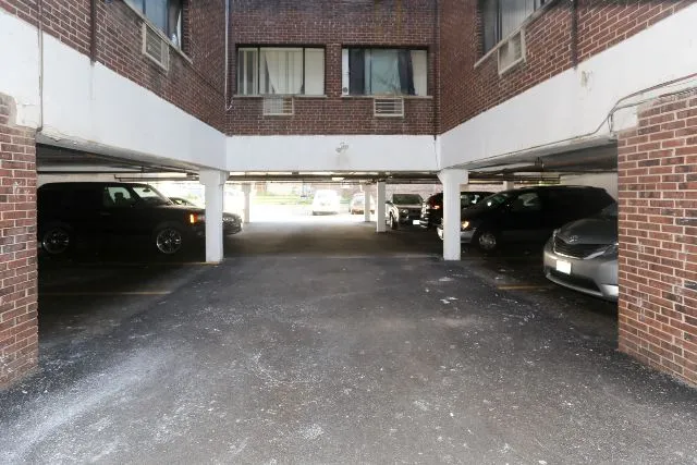 1040 W Hollywood Ave, ,  60660, USA 60660-unit#202-Chicago-IL