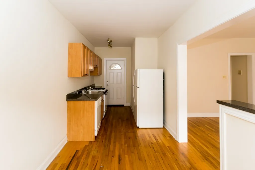 622 W Cornelia Ave, ,  60657, USA 60657-unit#2N-Chicago-IL