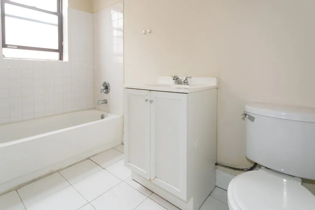 622 W Cornelia Ave, , 60657, USA 60657-unit#2N-Chicago-IL