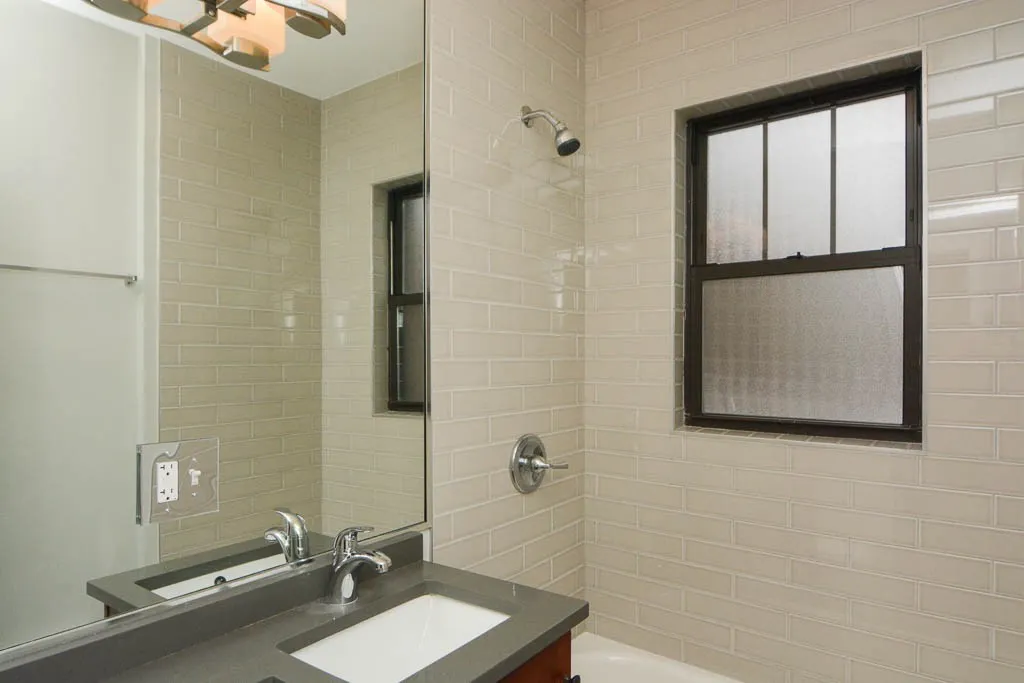 2906 N Mildred Ave, , 60657, USA 60657-unit#1L-Chicago-IL