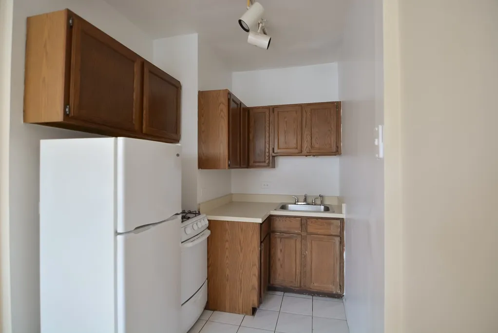 511 W Melrose St, , 60657, USA 60657-unit#210-Chicago-IL