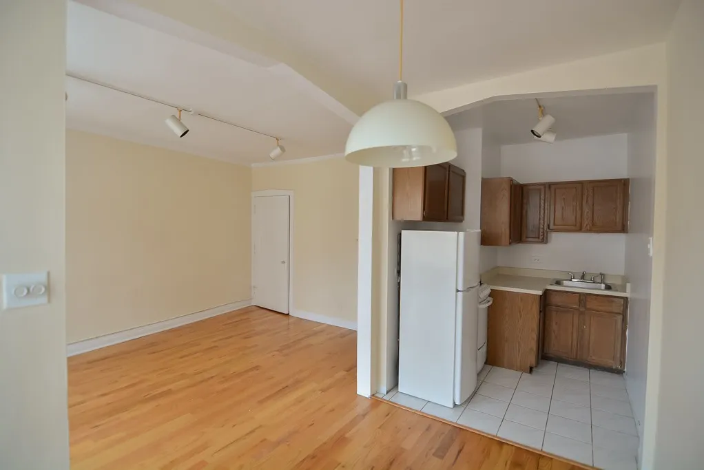 511 W Melrose St, , 60657, USA 60657-unit#210-Chicago-IL