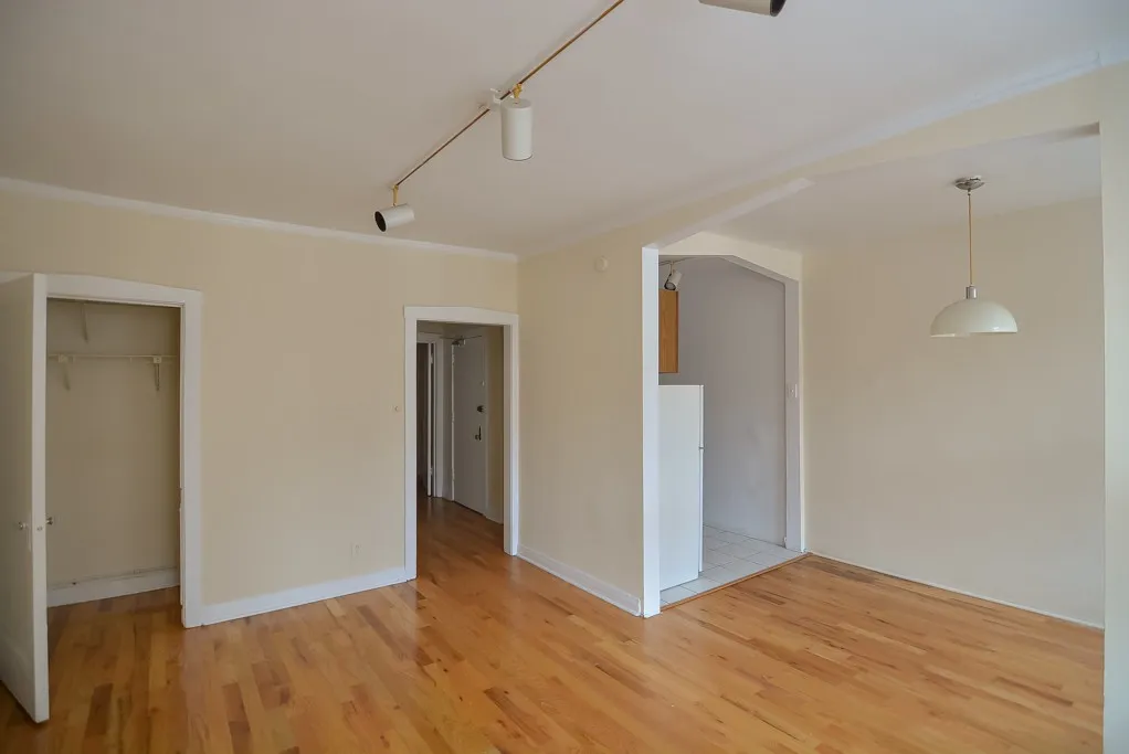 511 W Melrose St, , 60657, USA 60657-unit#210-Chicago-IL
