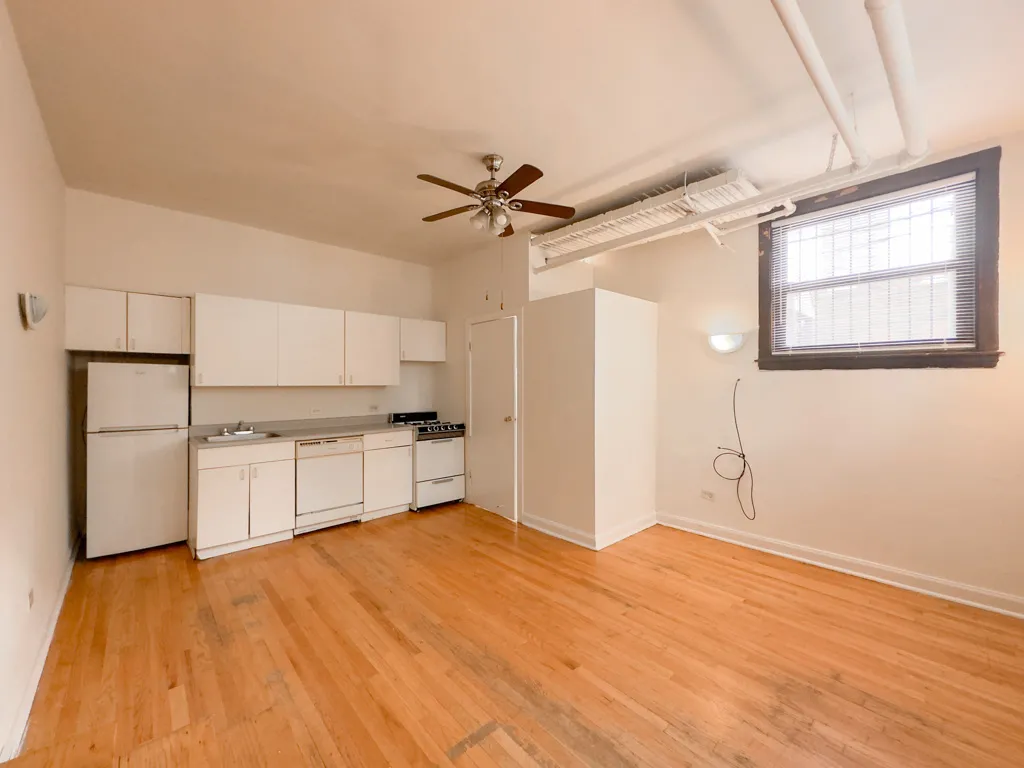 816 W Waveland Ave, , 60613, USA 60613-unit#33-Chicago-IL