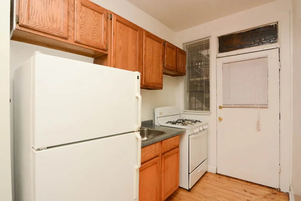 620 W Barry Ave, ,  60657, USA 60657-unit#2N-Chicago-IL