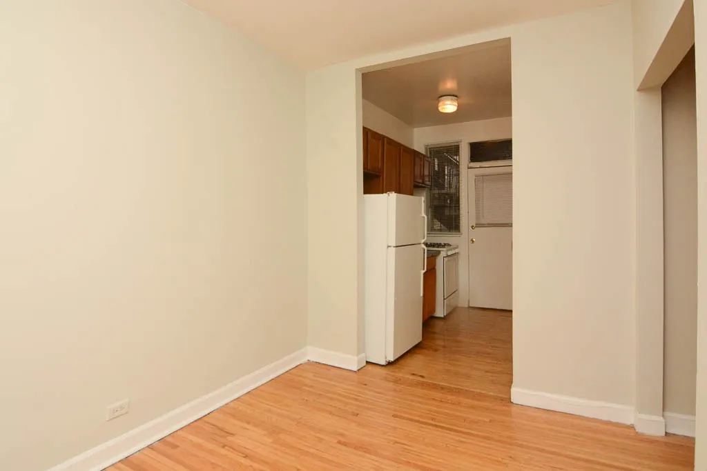 620 W Barry Ave, ,  60657, USA 60657-unit#2N-Chicago-IL